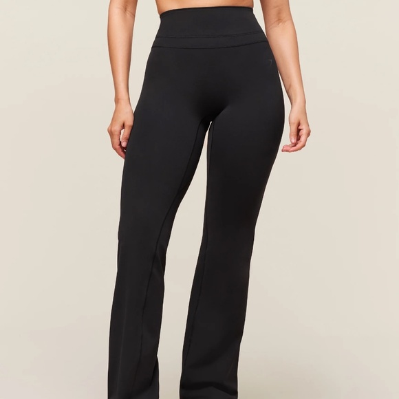 Gymshark Pants - NEW Gymshark Whitney Flared Leggings Black